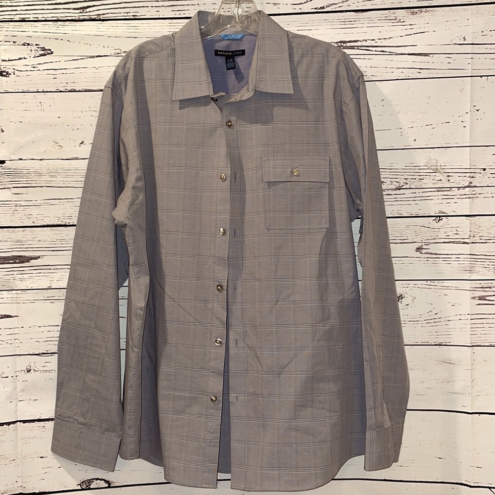 Van Heusen Studio Button Shirt Men's size Large